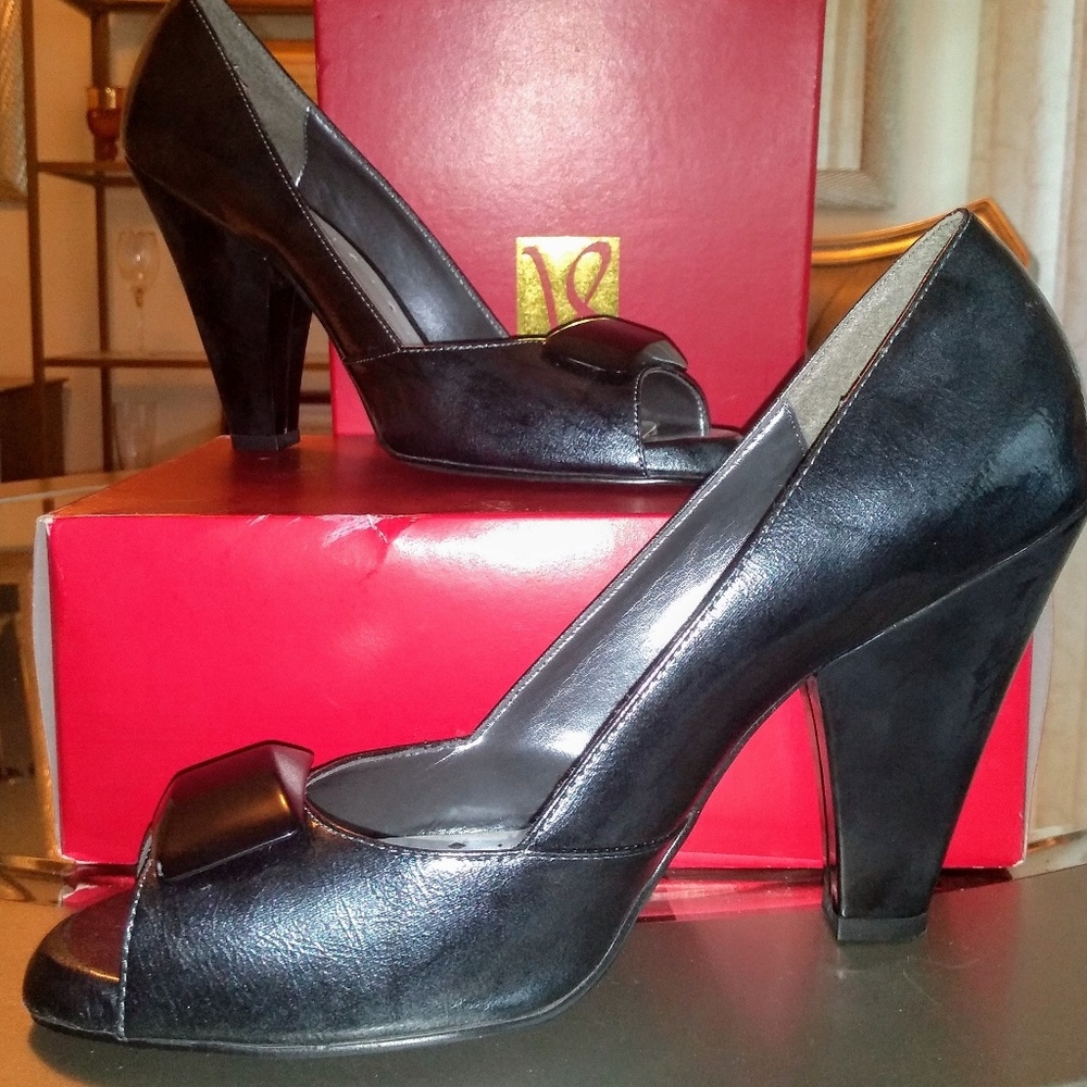 "Victoria Spencer" Blue/Grey Heels